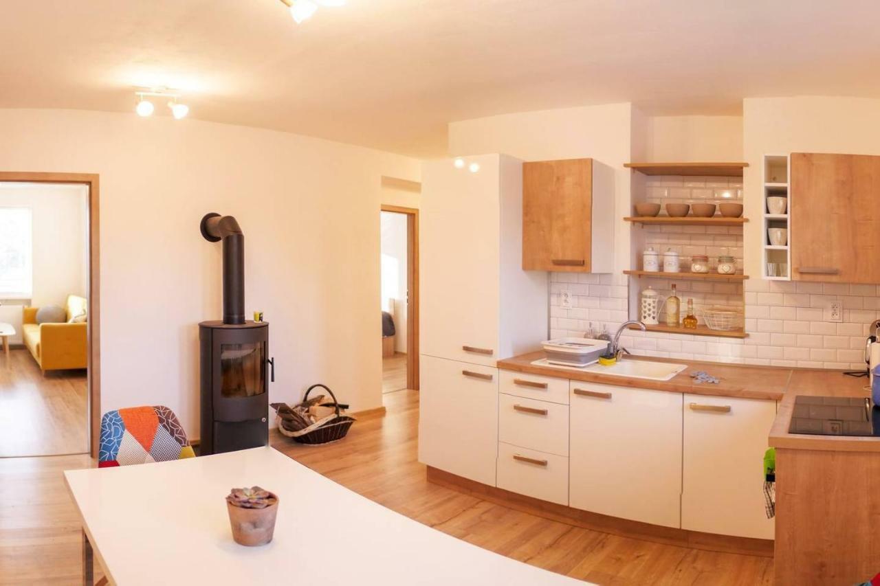 2 Bedroom Flat In The Heart Of Liptovský Mikuláš 외부 사진
